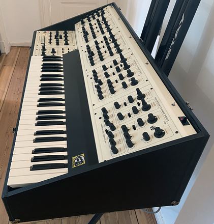 Oberheim-FVS-1 Four-Voice with Programmer